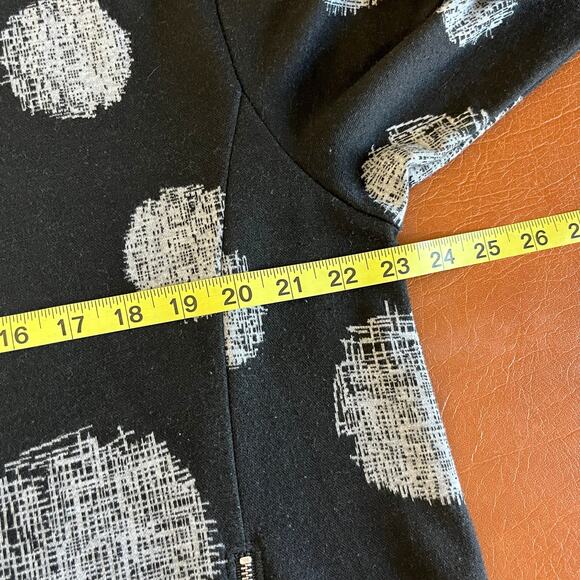 Chalet Black with Gray Dots Shift Mini Dress Front Pocket Size Medium - Picture 7 of 8